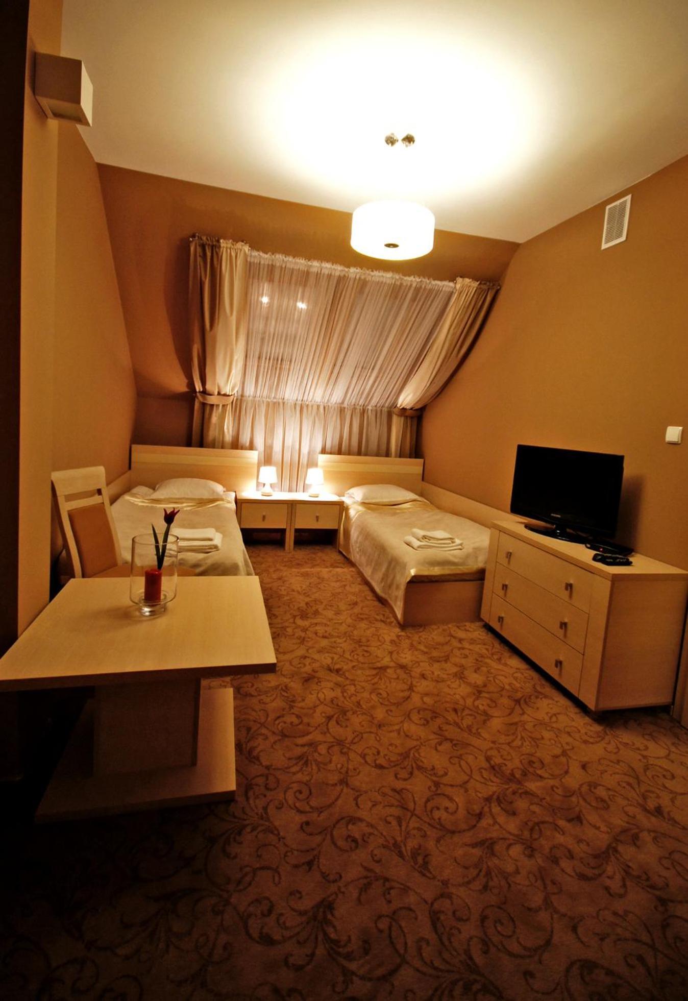 Hotel Hibiskus Boguchwala ภายนอก รูปภาพ